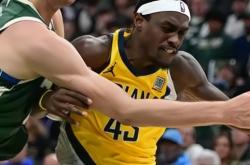 九游娱乐竞技-全明星球员在场上展现出色表现，引发讨论