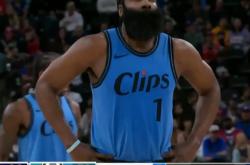 九游娱乐官网app-快船大胜黄蜂，乔治23分表现助球队获胜的简单介绍