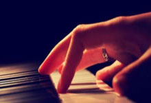 九游娱乐网站入口-尤文图斯击败AC米兰，继续领跑意甲积分榜，意甲第31轮尤文图斯对ac米兰