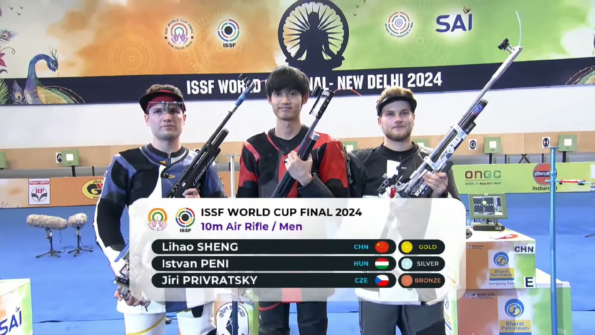 德国射击选手稳定发挥夺得金牌 德国射击选手稳定发挥夺得金牌