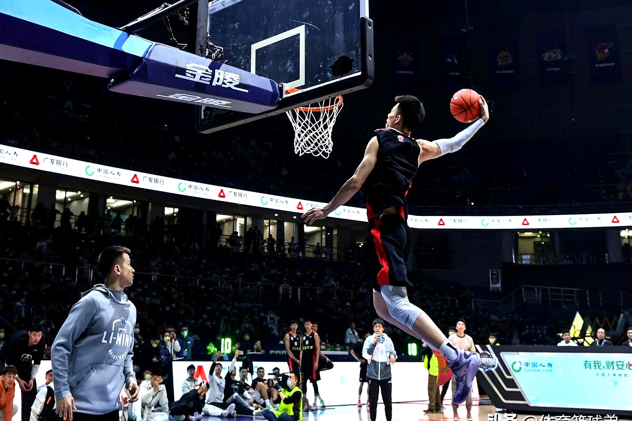 上海男篮迎战辽宁男篮，俩队实力悬殊难分高下
