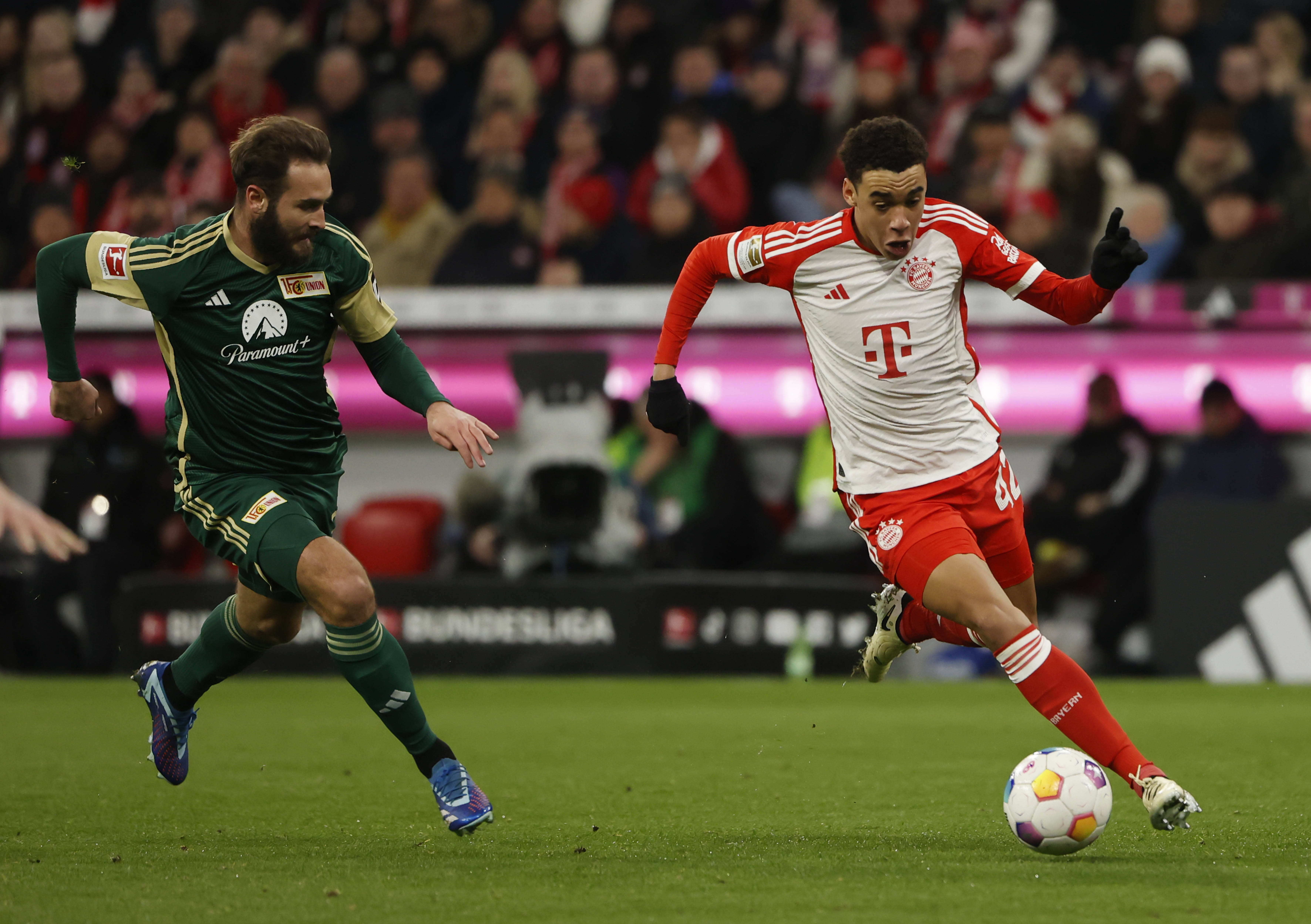 拜仁慕尼黑再获胜利，德甲领先优势扩大