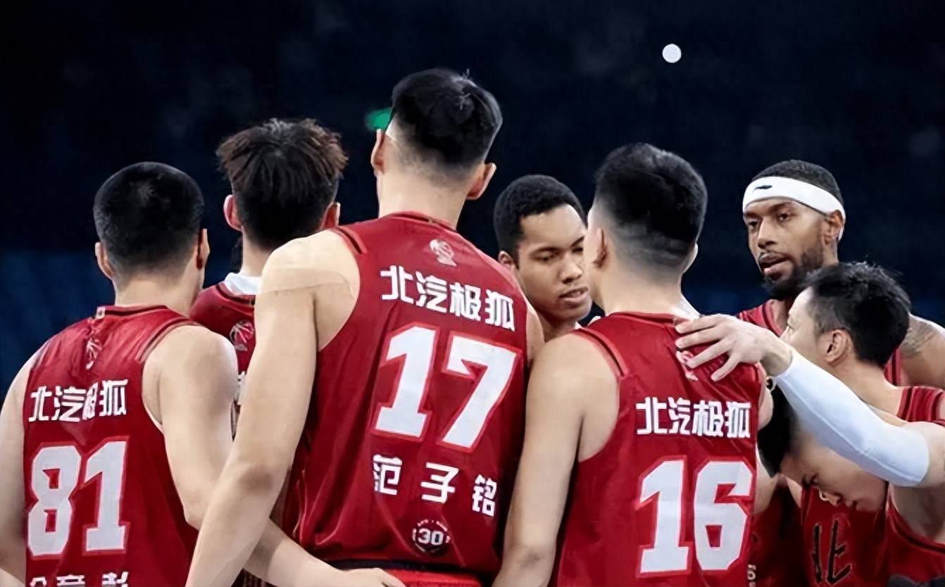 包含辽足苦战未果，客场失利无缘胜利的词条