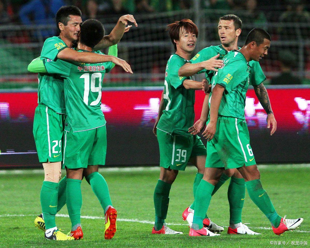 快攻火力全开，球队轻松胜出