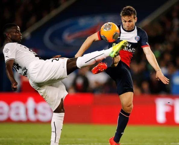 包含超级杯大战点球鏖战：最终胜负悬念终结的词条