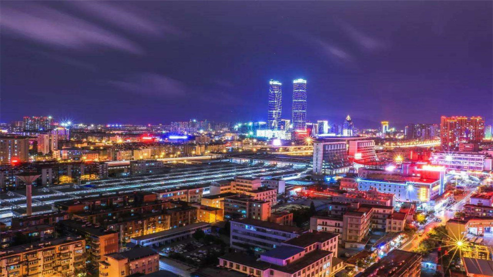 贵州南宁队略胜上海，保持不败记录