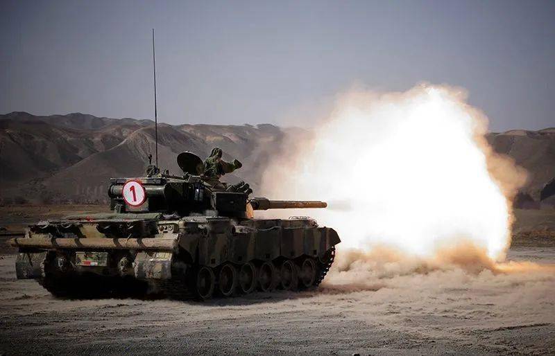 对手在比赛中采取突击战术试图扳回比分