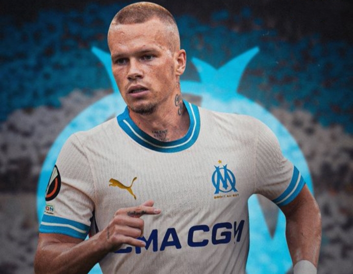 马赛胜利后主帅致谢球员，赞扬精神风采