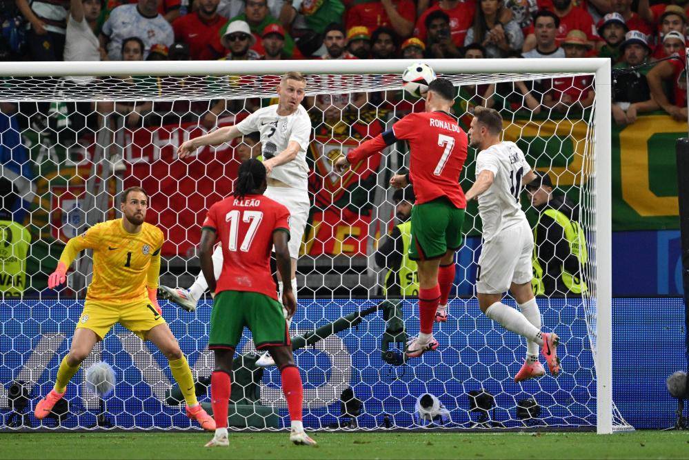 荷兰备战欧洲国家杯半决赛，冲击决赛席位！