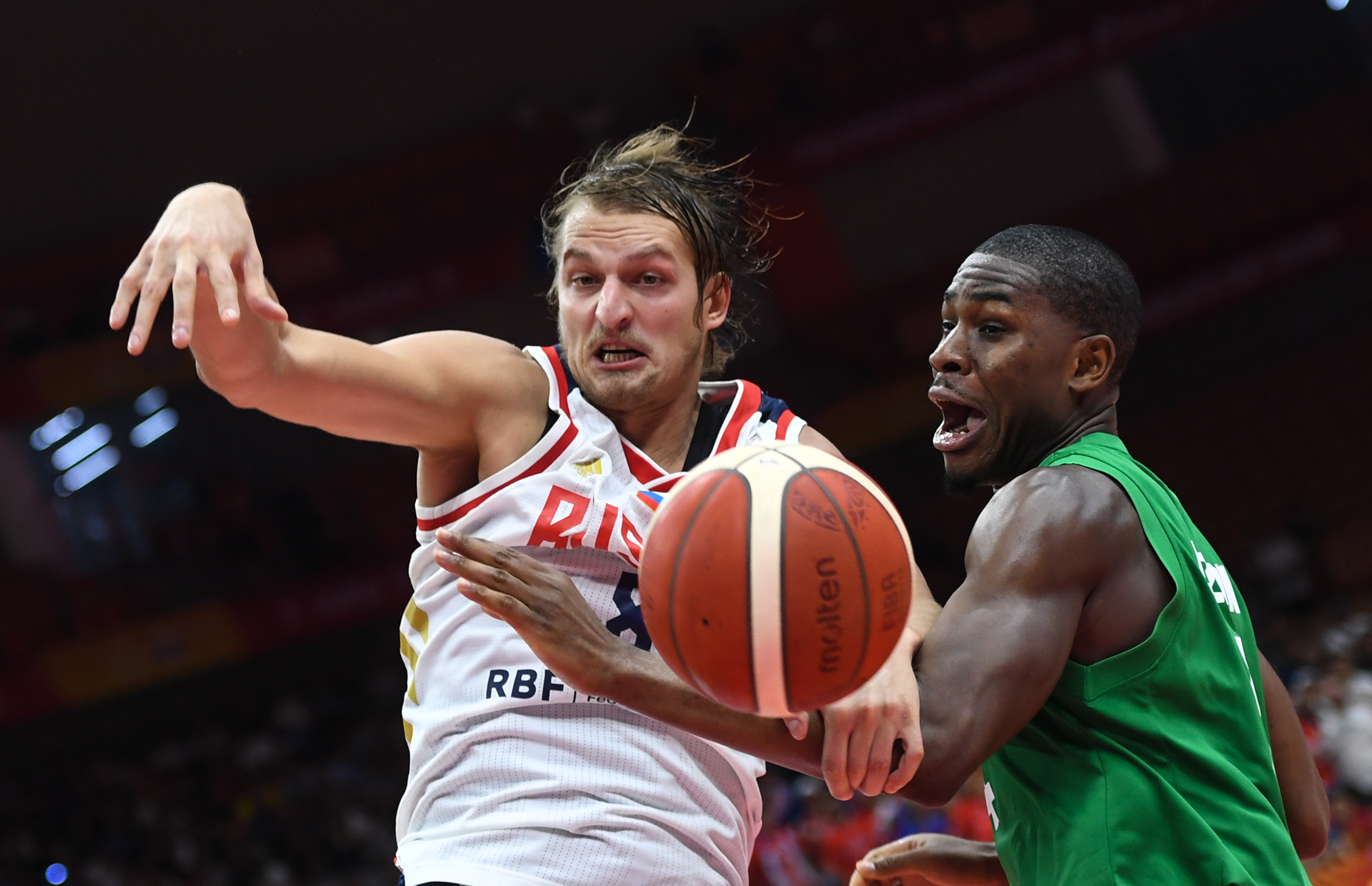 王者归来！俄罗斯队夺得篮球世界杯亚军的简单介绍