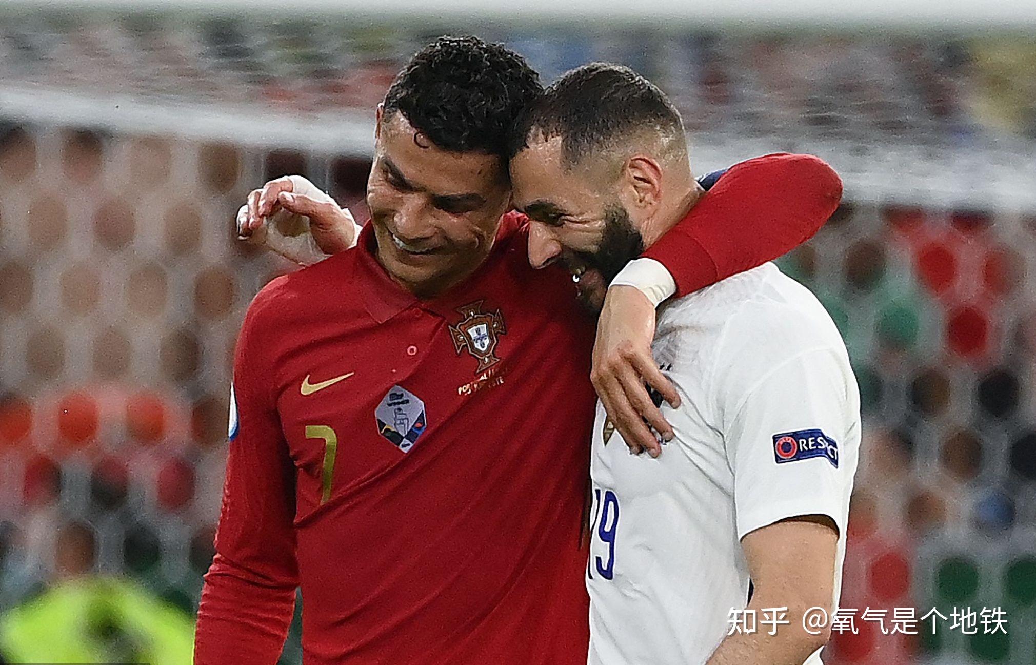 波兰战平瑞典，携手晋级欧锦赛16强