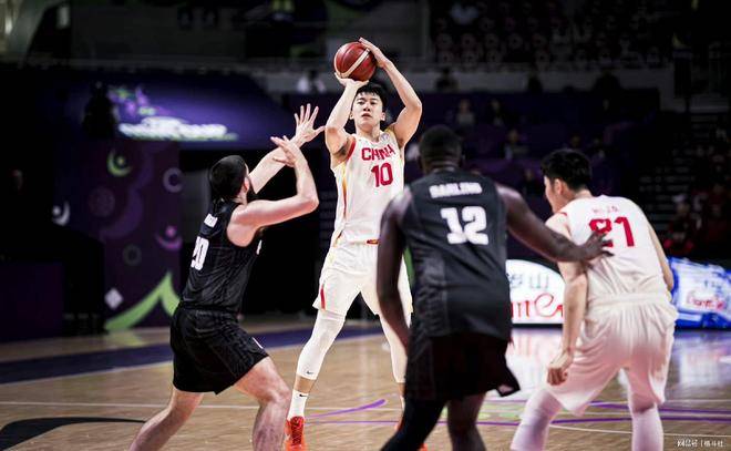 关于丁彦雨航砍下三双，助辽宁击败江苏的信息