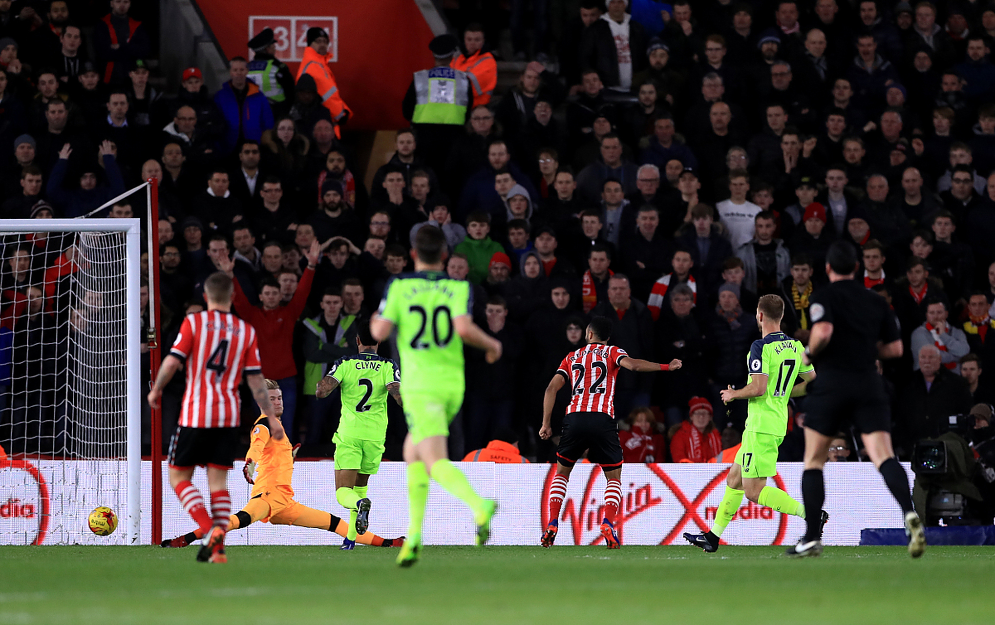 南安普顿客场大胜，保级形势有所改观