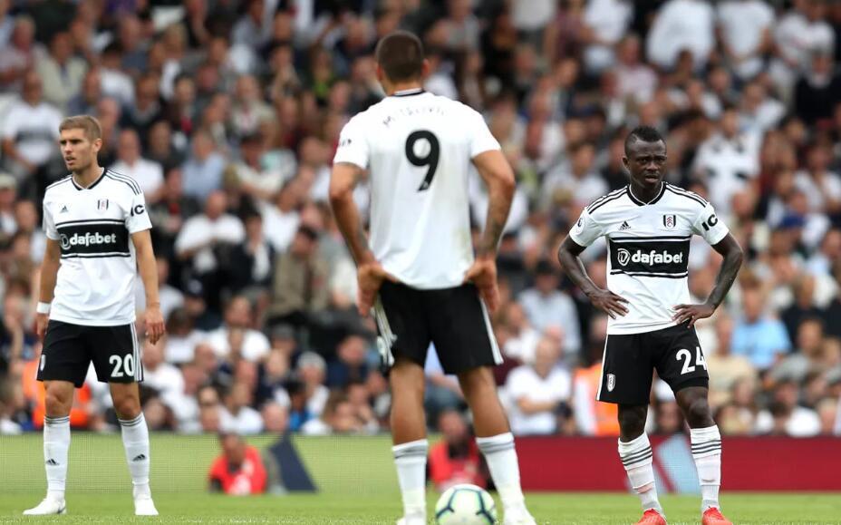 富勒姆客场输球，保级压力加大