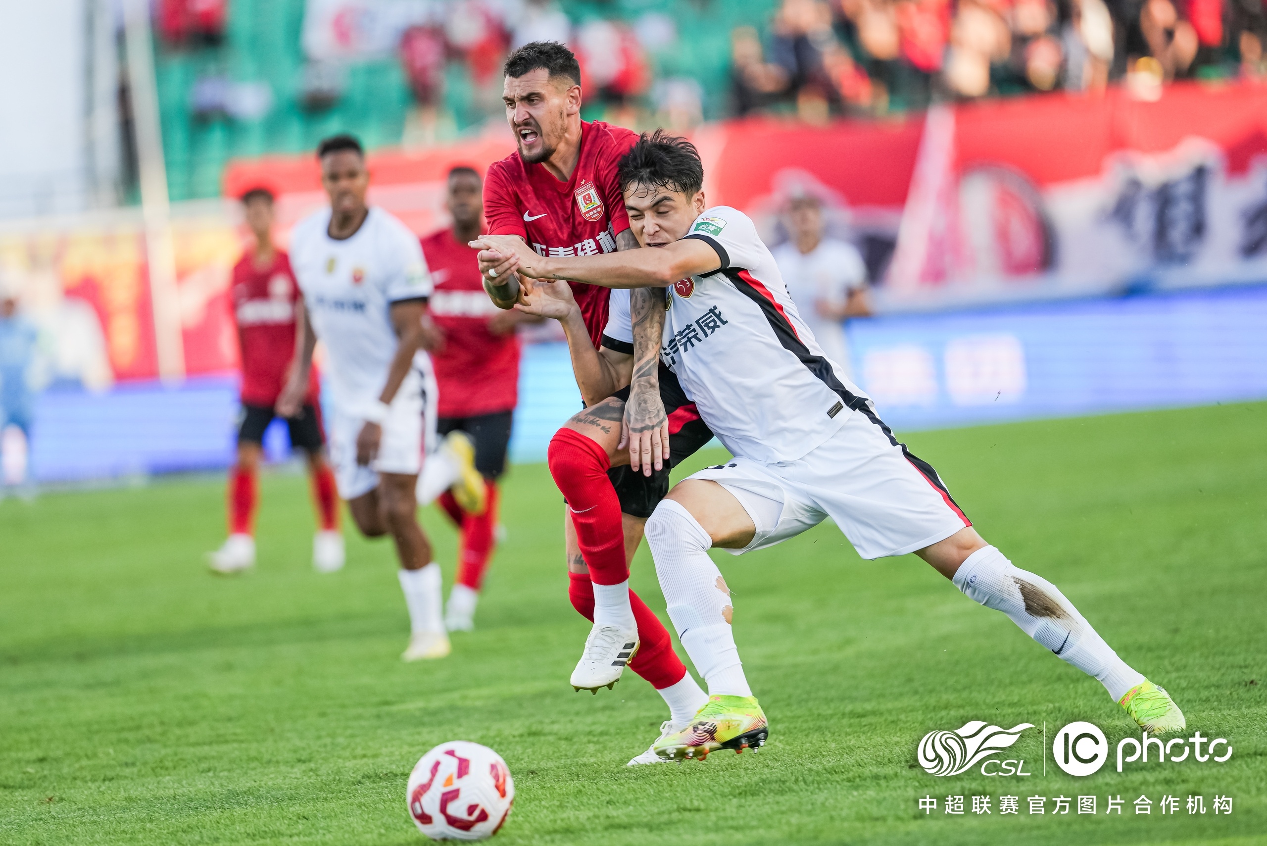 东方球队在国际比赛中逐渐崭露头角的简单介绍 东方球队在国际比赛中逐渐崭露头角的简单介绍